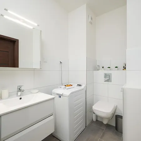 Wola Jana Kazimierza Stylish By Bookinghost Apartment *