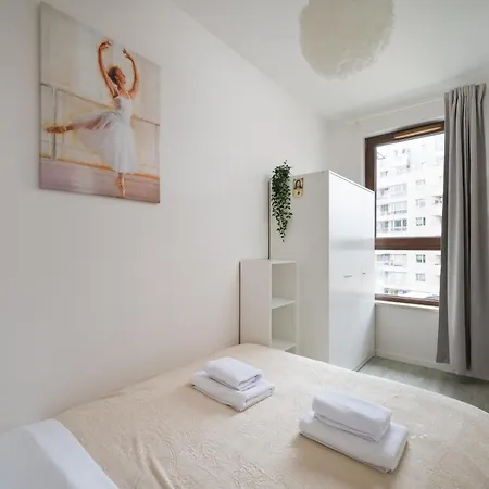 Wola Jana Kazimierza Stylish By Bookinghost Apartment